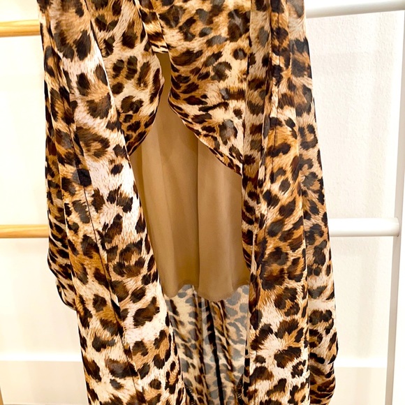 High-Low Leopard Print Dress - Picture 4 of 4